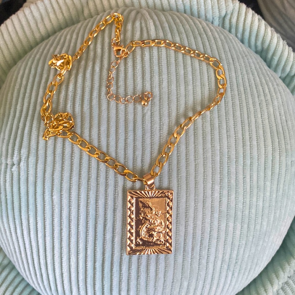 2 Dragon Necklace